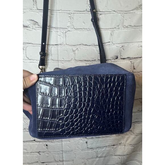 New Brahmin Melinda in Navy Angora (soft suede) bucket bag - Picture 8 of 9